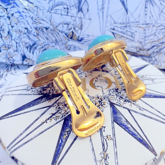 DIOR “Effervescent Peace” Gold Plated Clip On Earrings Jewelry by Christian Dior - Picture 11 of 11